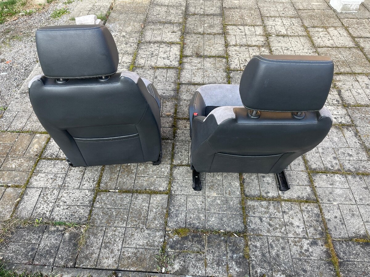 Sedačky Octavia 2 VRS - 7