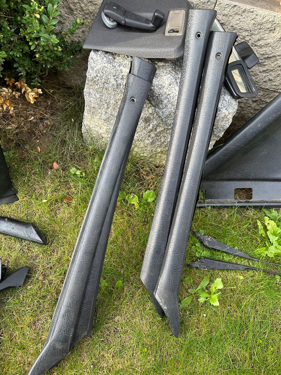 Prodám díly černé stropnice golf 2 - 7