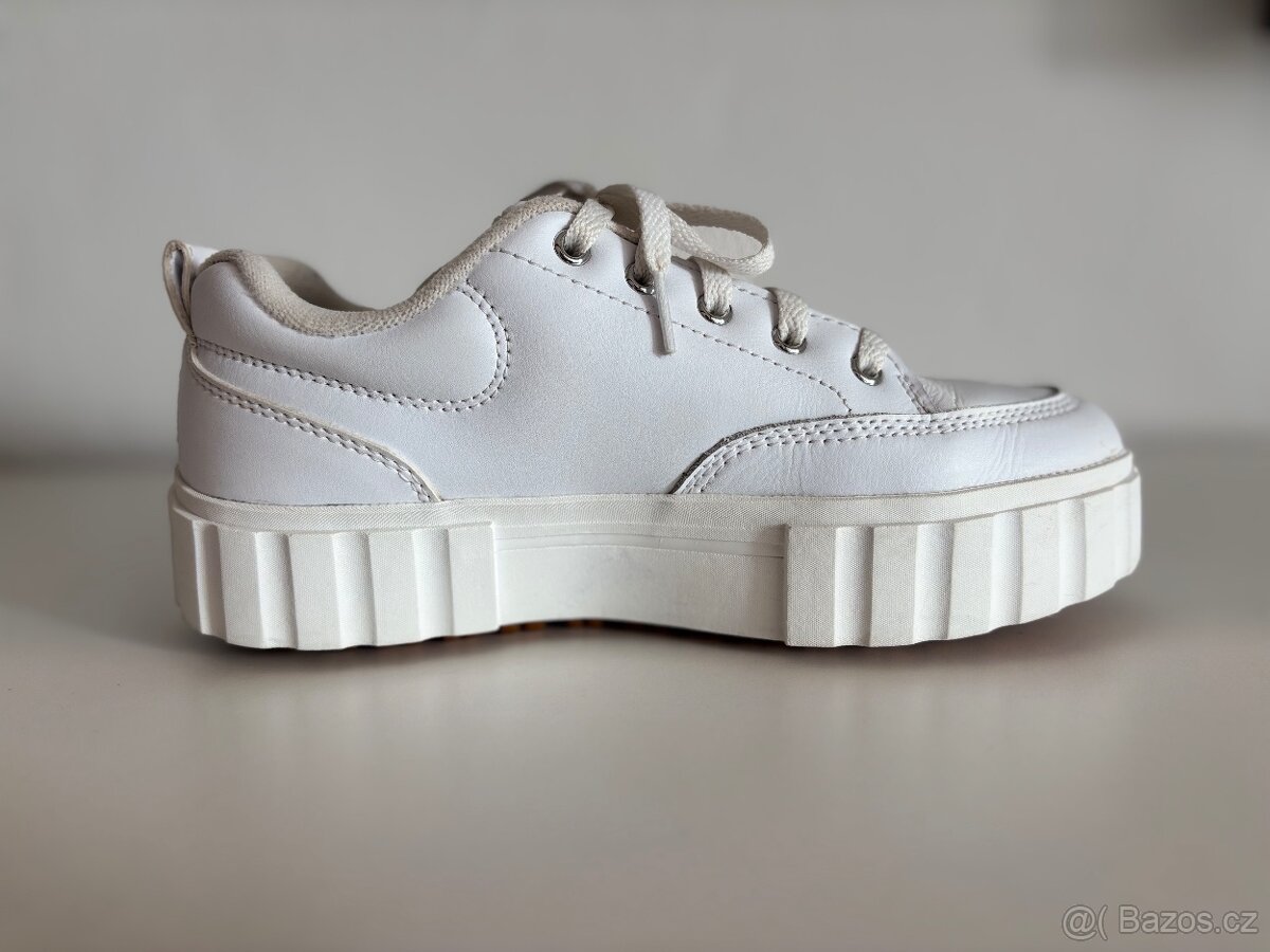 Bílé FILA Sandblast L platform nové - 7