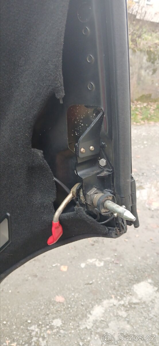 BMW E36 kabriolet hardtop, uchycení, kabeláž, krytky - 7