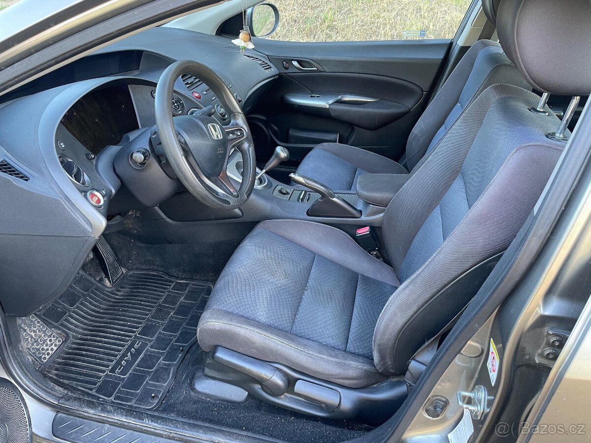 Honda Civic - 7