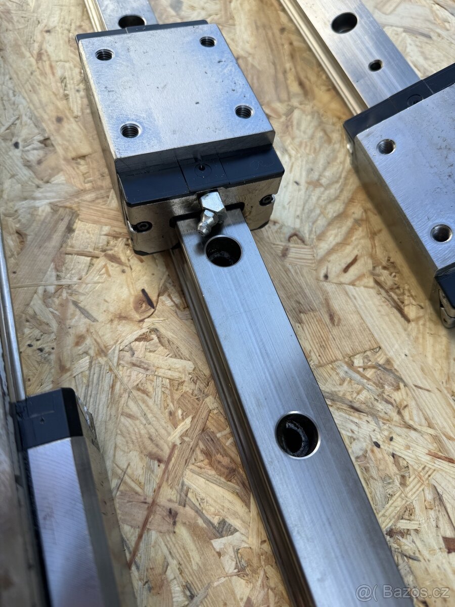 LINEARNI VEDENI DÉLKA 1240 mm - 7