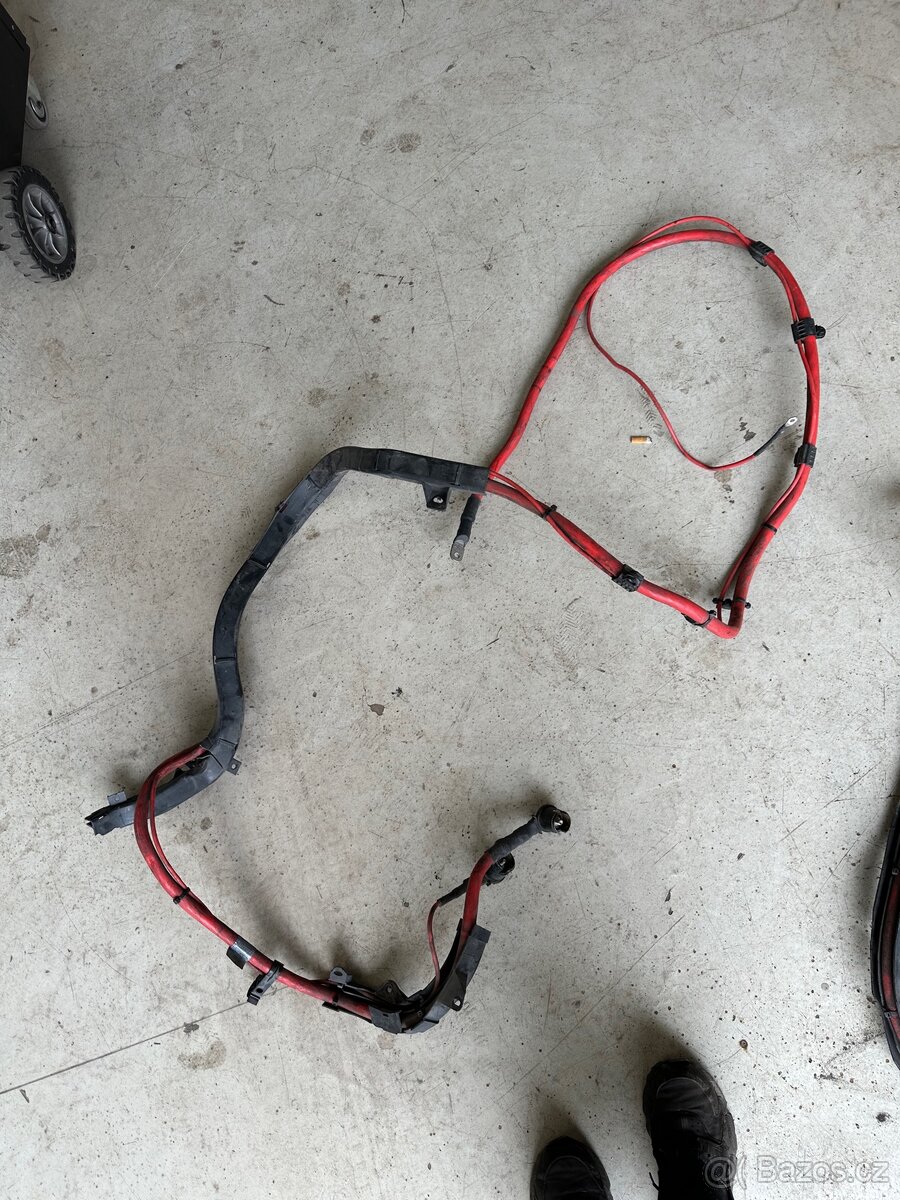 BMW E9X plusový kabel - 7