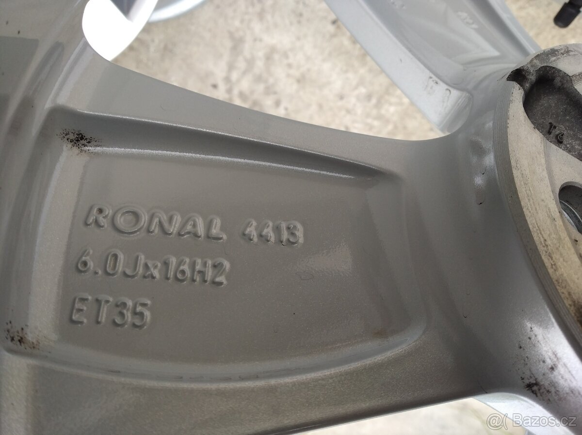 Prodám originální sadu disků Škoda Scala / Kamiq R16 - 7