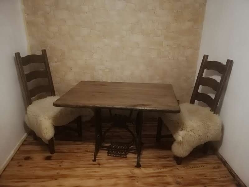 Jídelní stůl pro 4 osoby - MASIVNÍ DŘEVO- BŘÍZA - 7