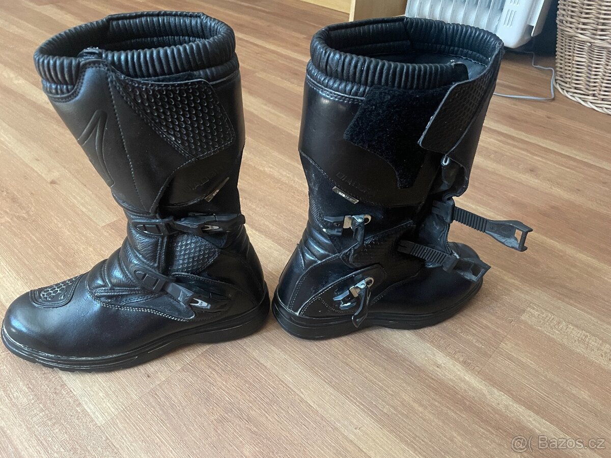 Motoobuv diadora - vel. 43 vyborný stav - 7