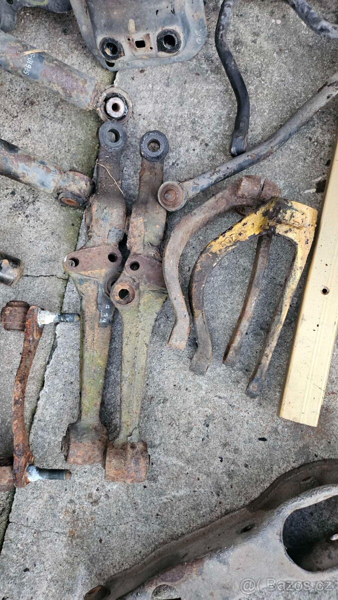 Díly na CRX ED9 - 7