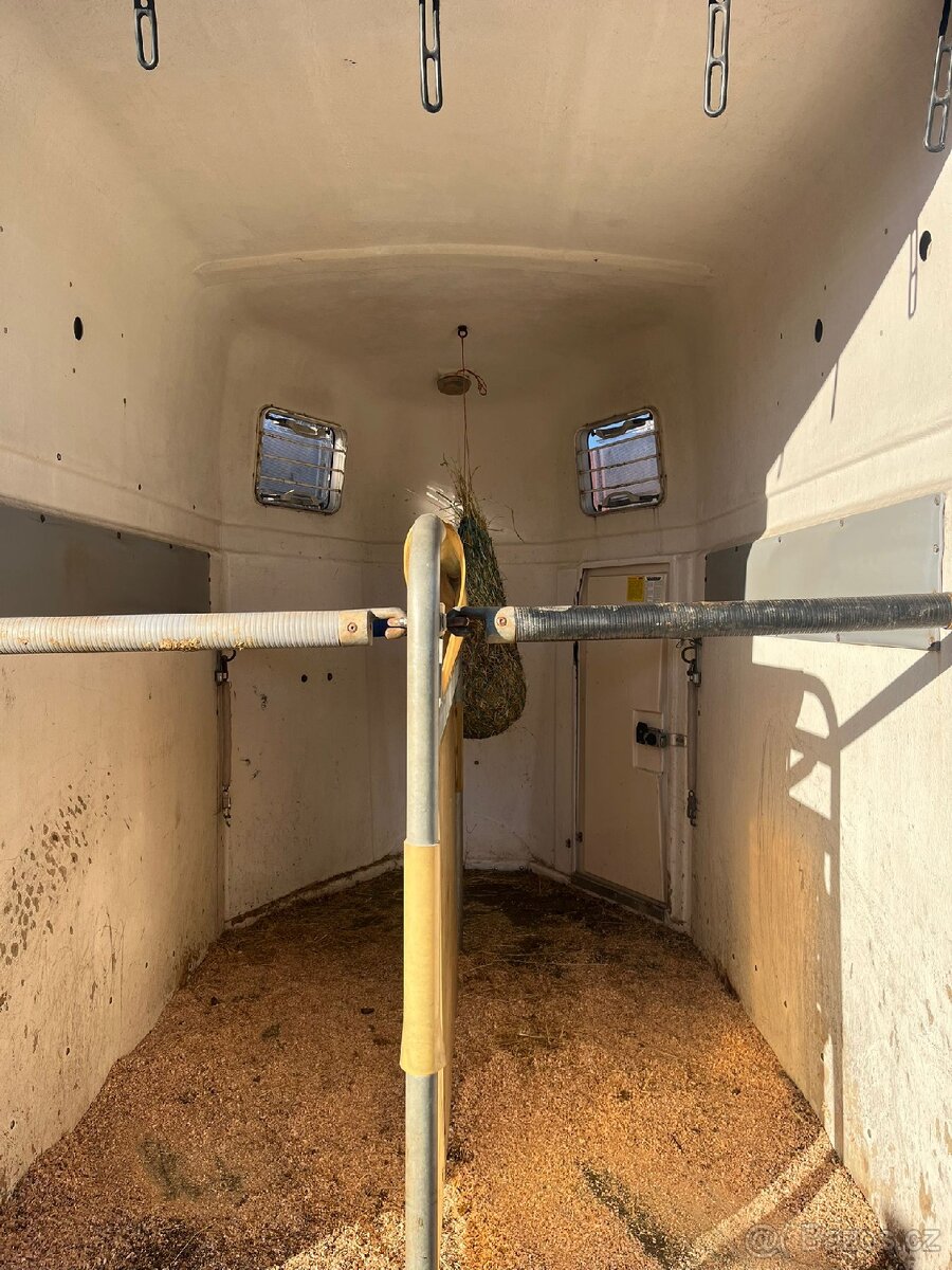 Prodám přepravník na koně (hengr) - 7