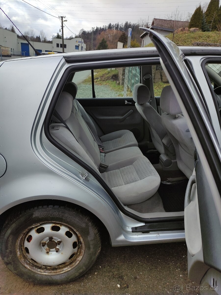 WV Golf 4 1.9 TDI 66KW - 7