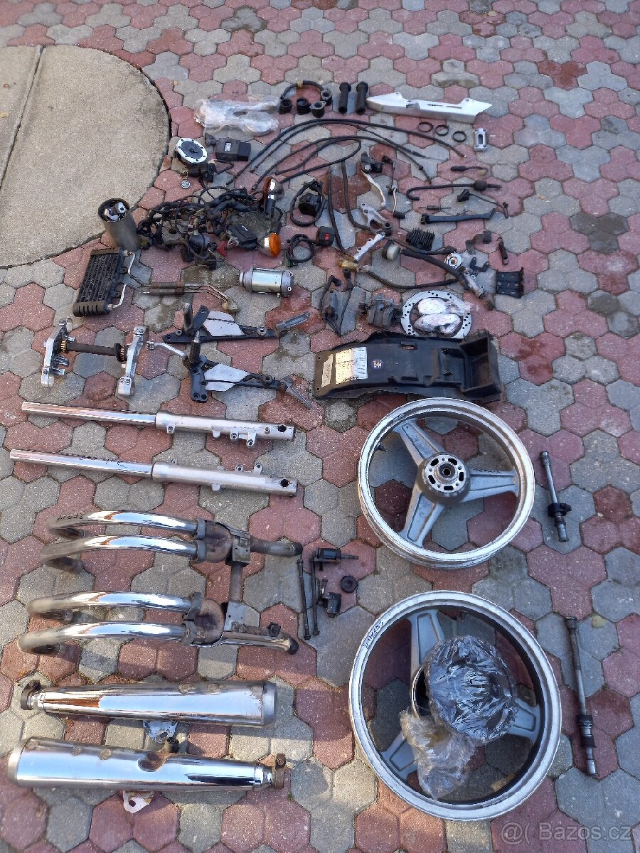 Kawasaki Zephyr - Díly - 7