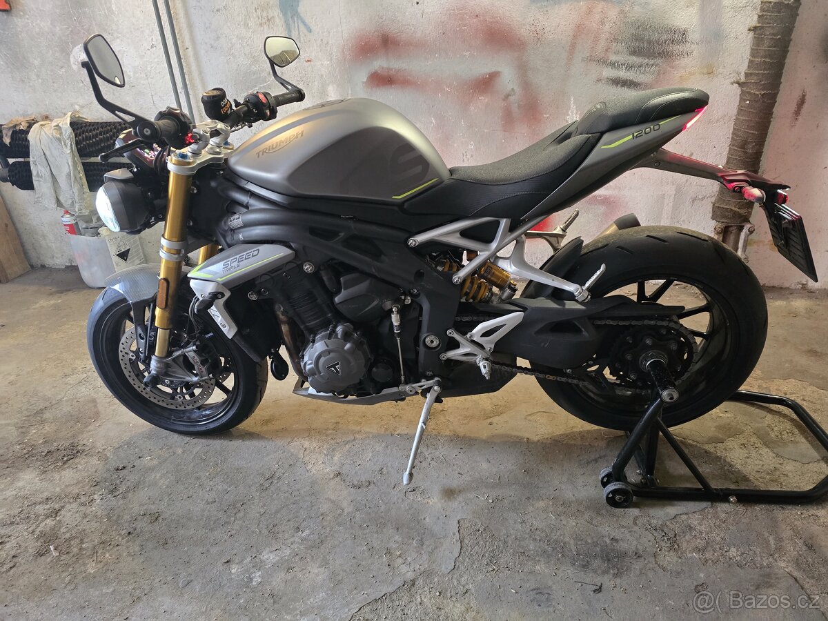 Triumph speed triple 1200rs - 7