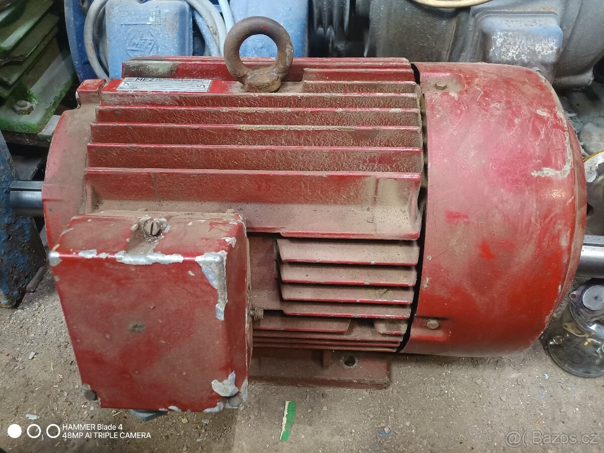 Patkový elektromotor Mez Mohelnice - 7