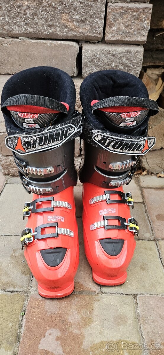 Sjezdové lyže Fischer+lyžáky Atomic - 7