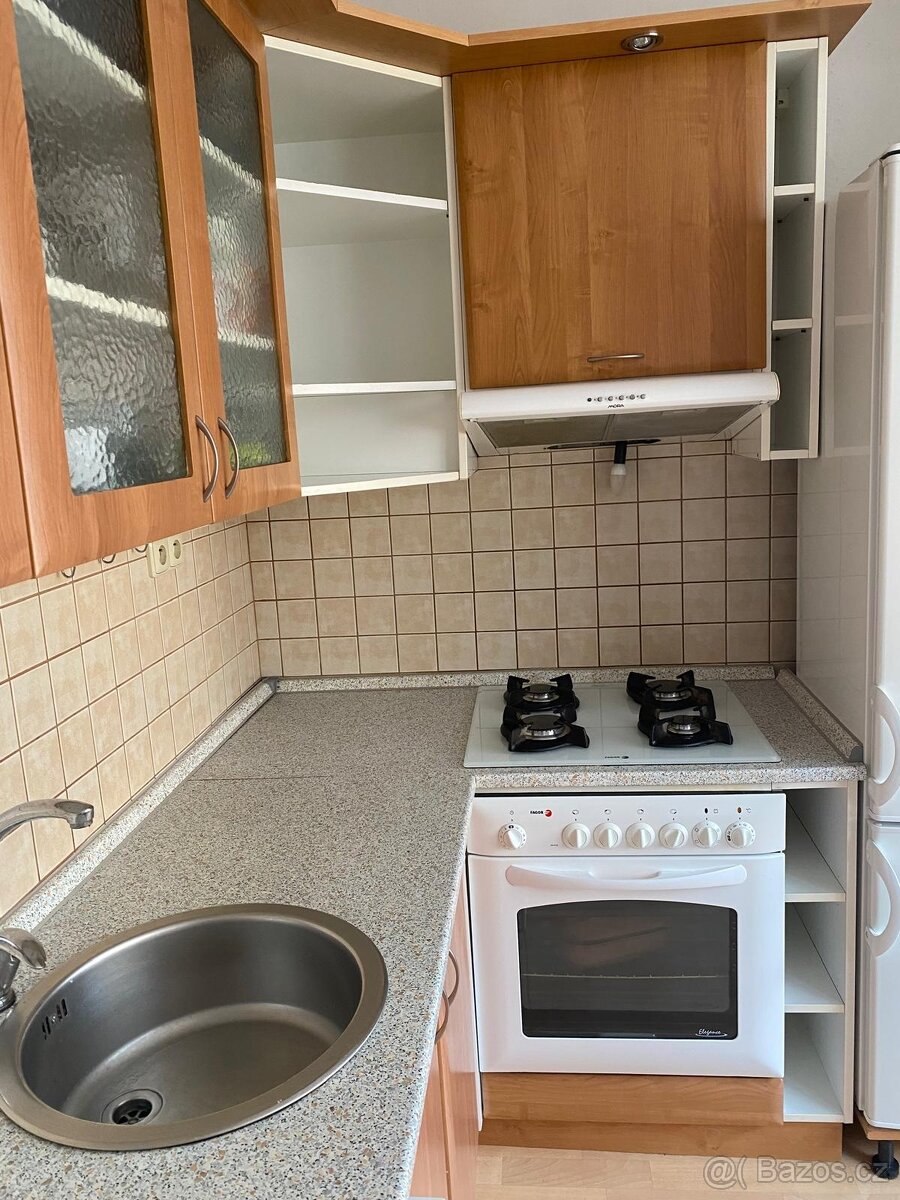 Kuchyňská linka rohová - 7