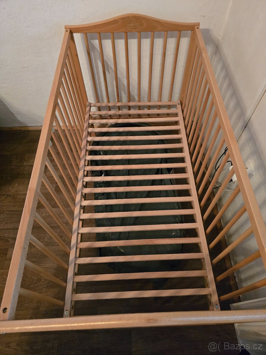 Dětská dřevěná postýlka - 7