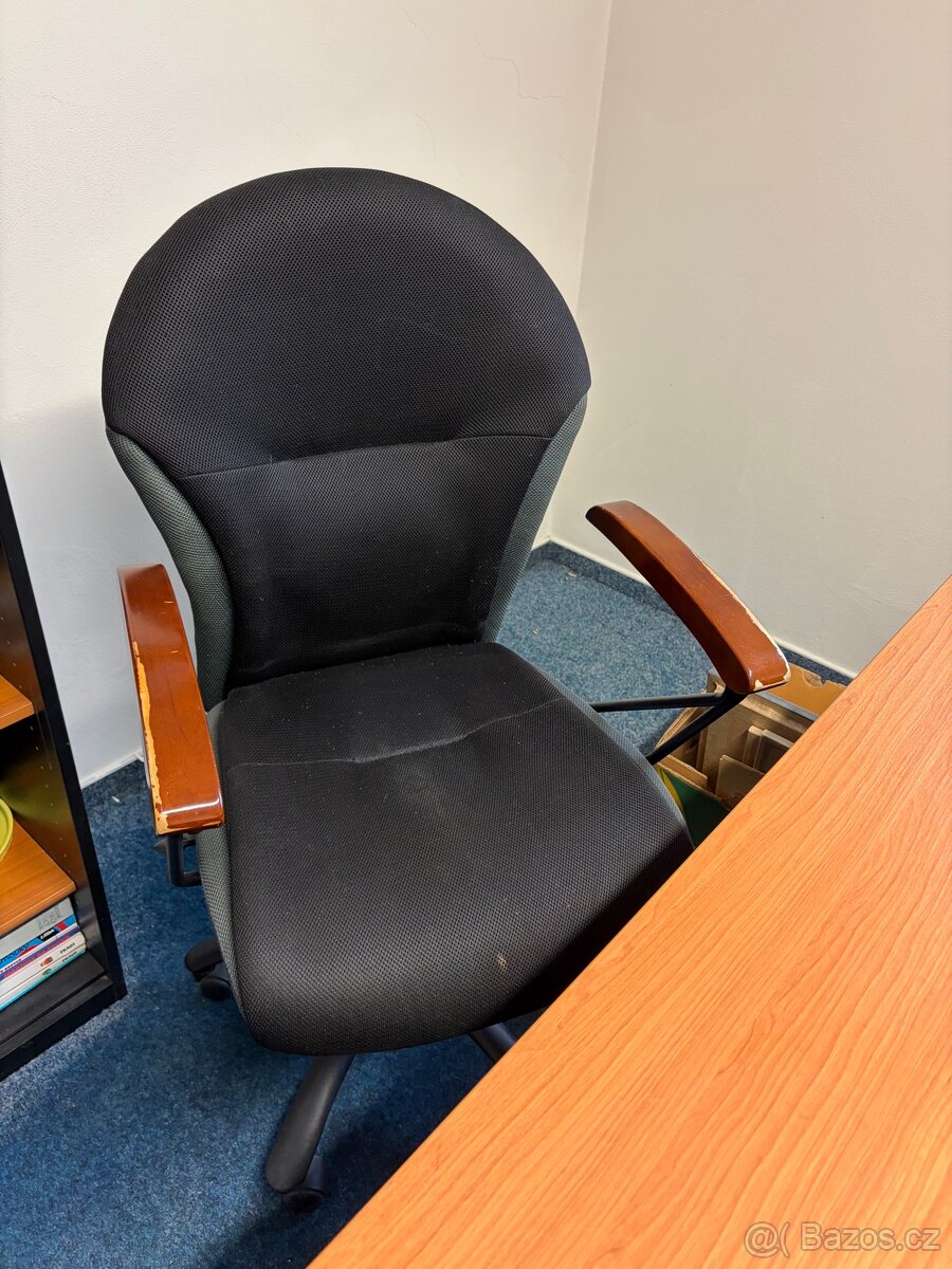 Sada kancelářských stolů - 7