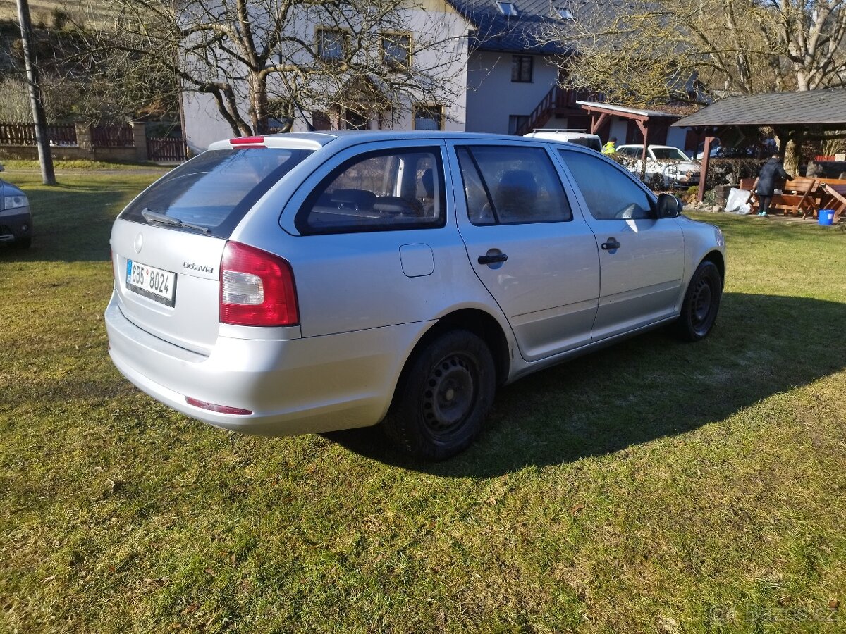 Škoda Octavia 1.9 TDI 77kw BXE - 7