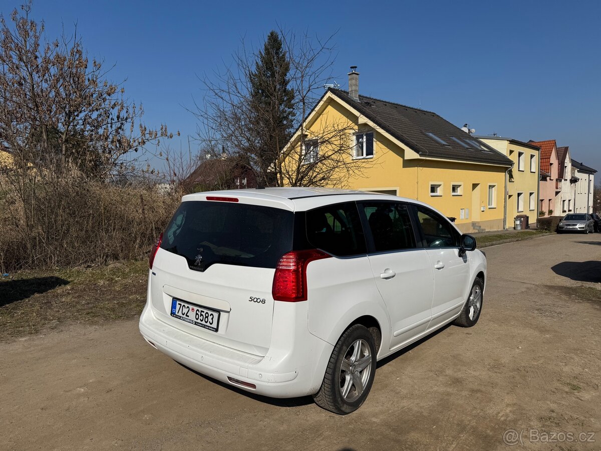 Peugeot 5008 1.6 HDi - 7