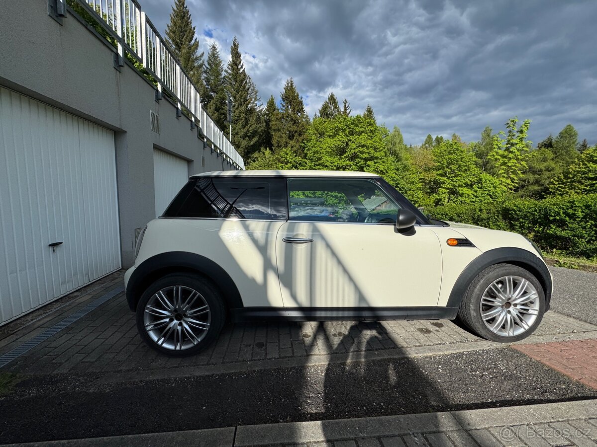 Mini Cooper 1.6 d - 7