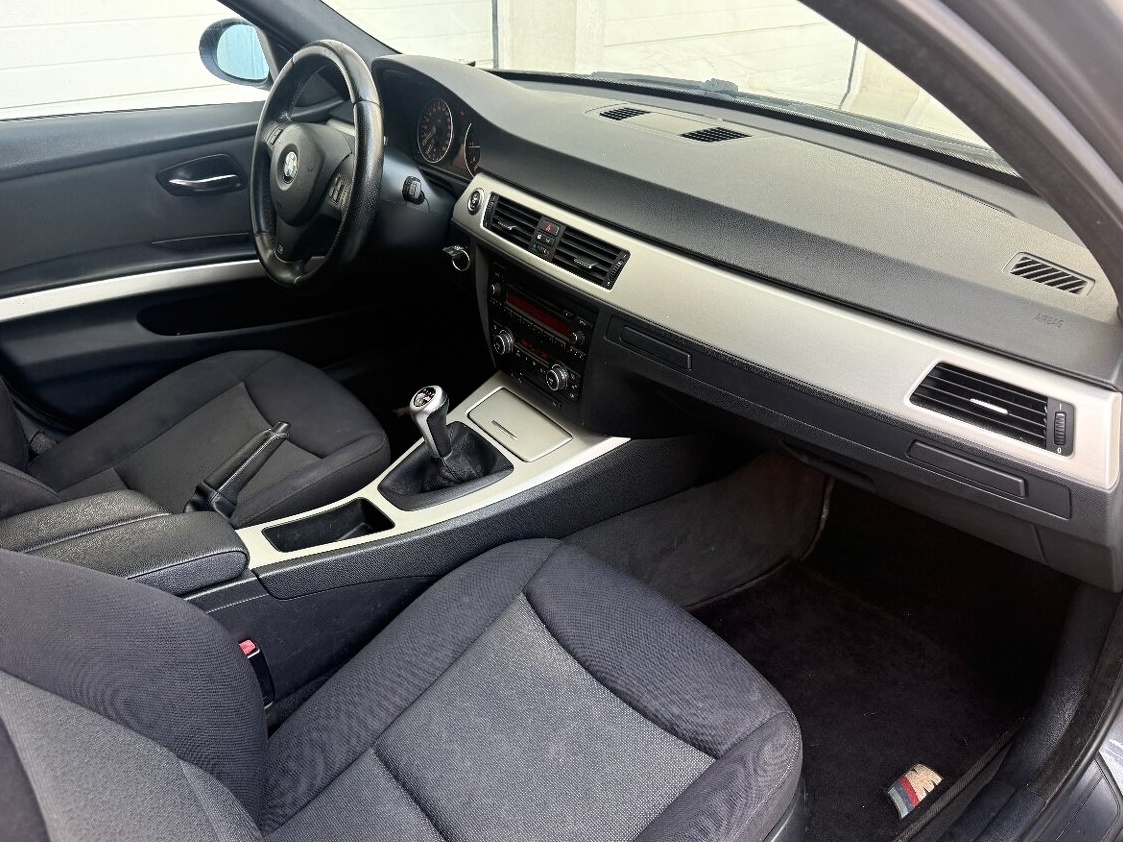 BMW 320i 110kW 2007, ALU, KLIMA, MANUÁL, PARKSYST, CEBIA - 7