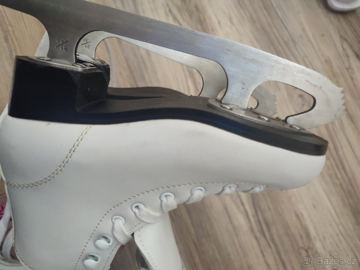 Dívčí brusle Oxelo Decathlon - 7