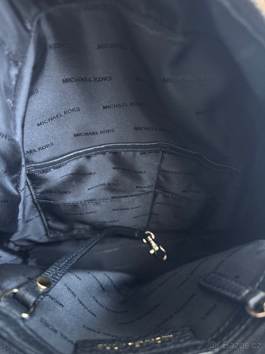 Michael Kors Rhea batoh - 7