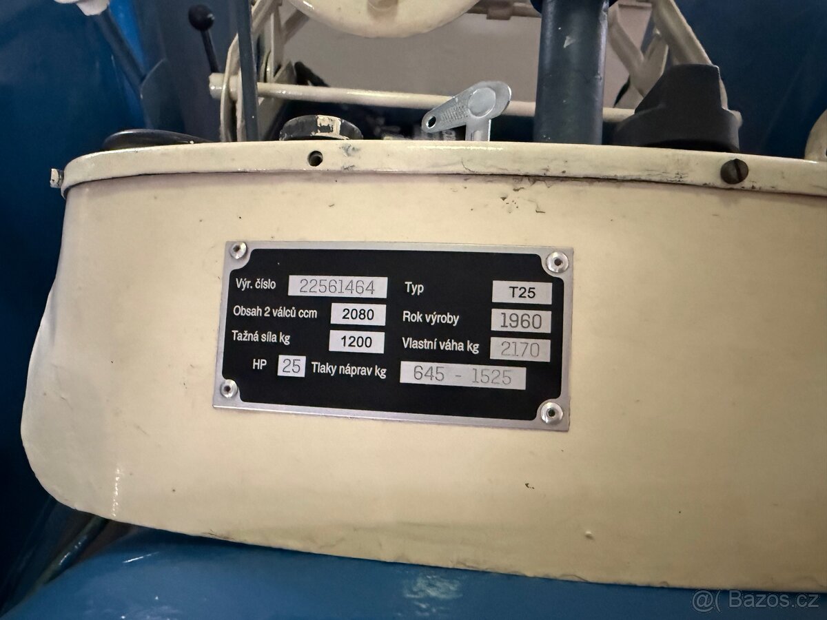 Traktor Zetor 25K - 7