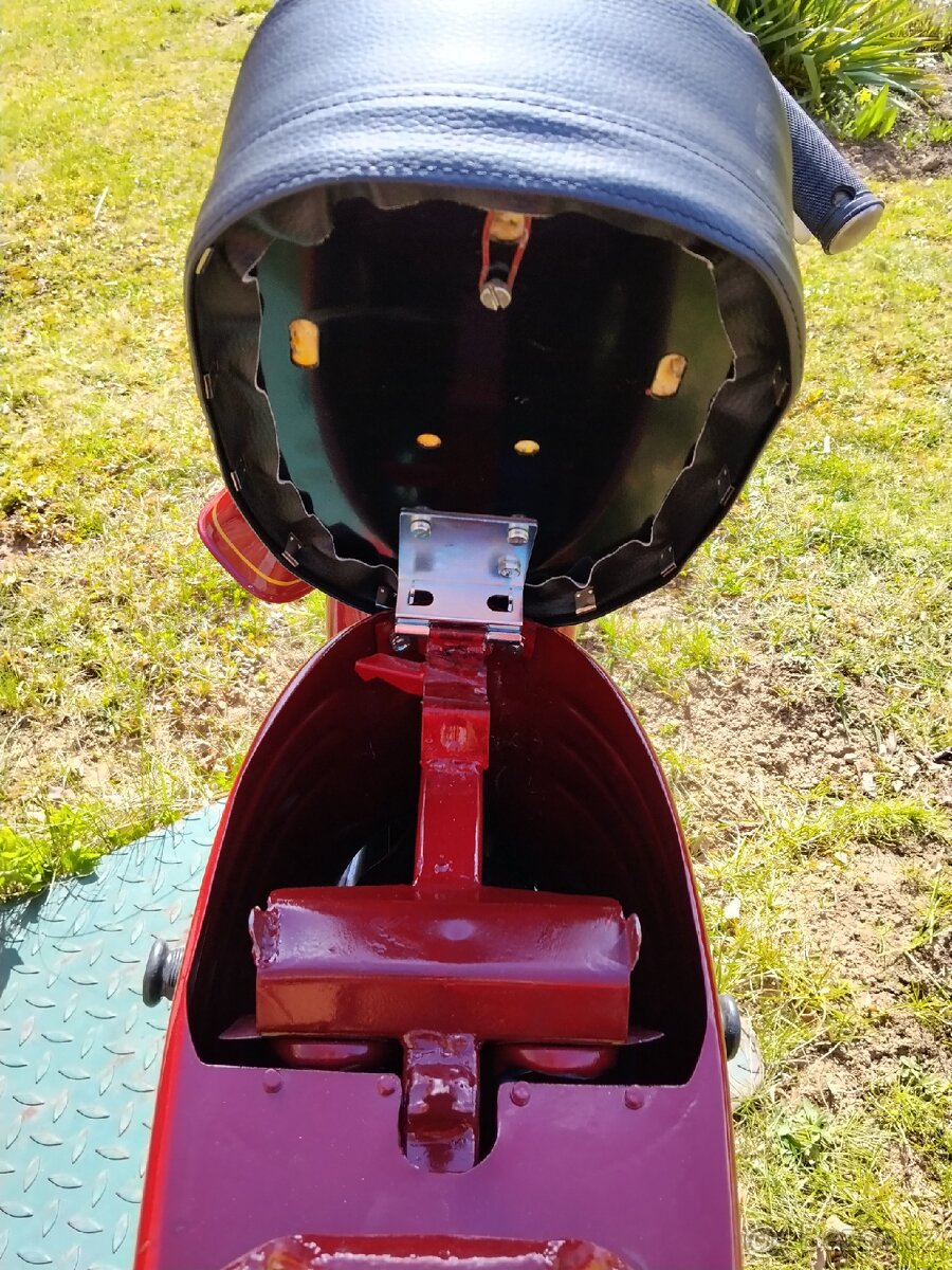 Jawa 555 - 7