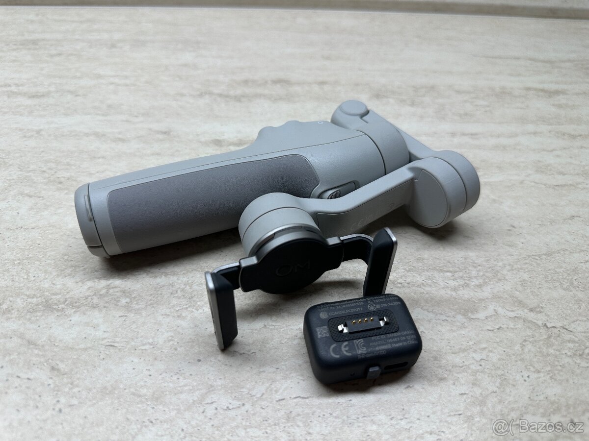 DJI Osmo Mobile 7 + DJI OM 7 Tracking Kit - 7