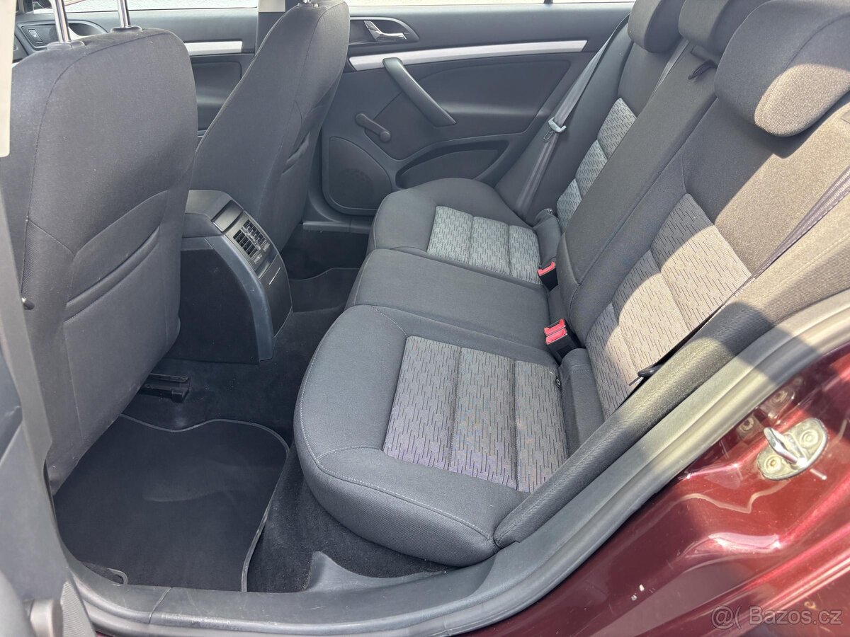 Škoda Octavia II 1.6 TDi , 77 kW nafta, 2010 - 7