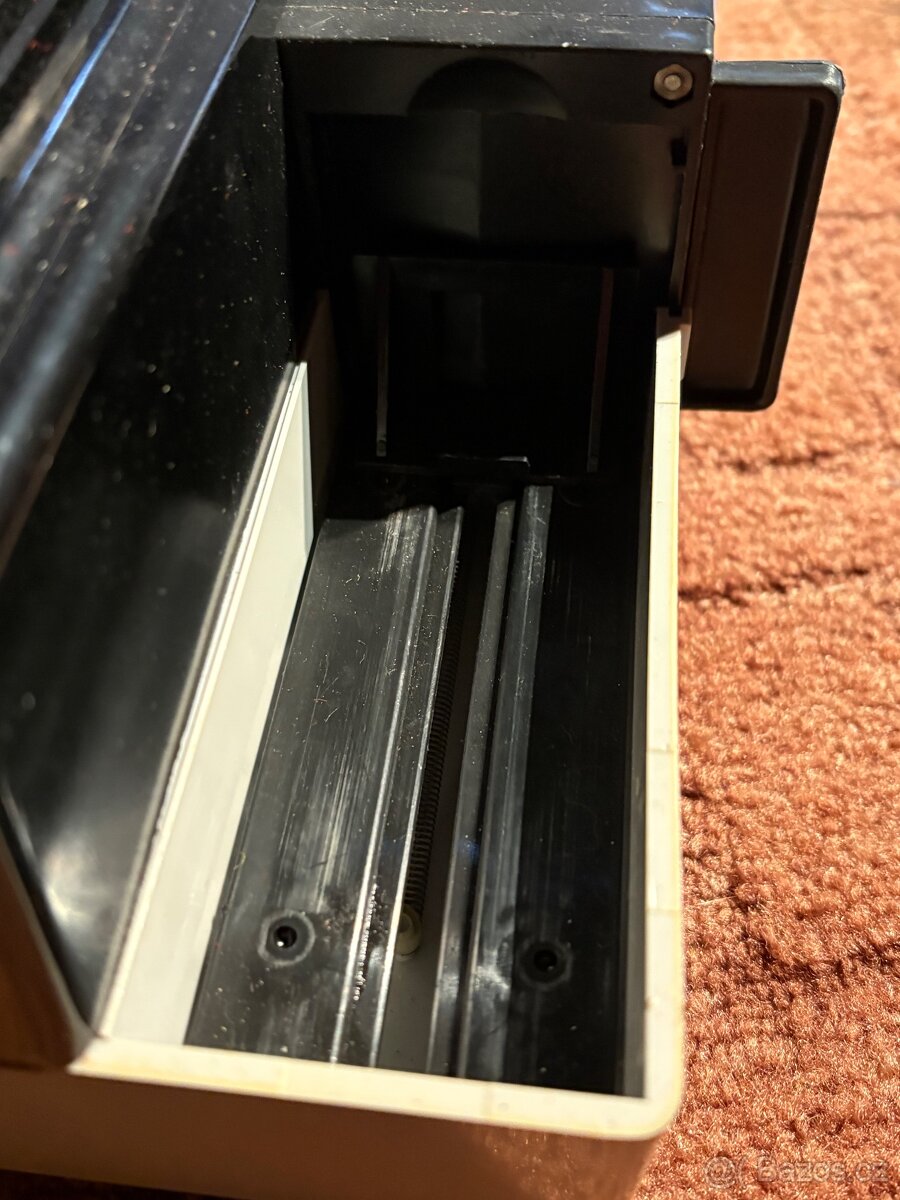 Retro diaprojektor Multicolor SL – NDR - 7