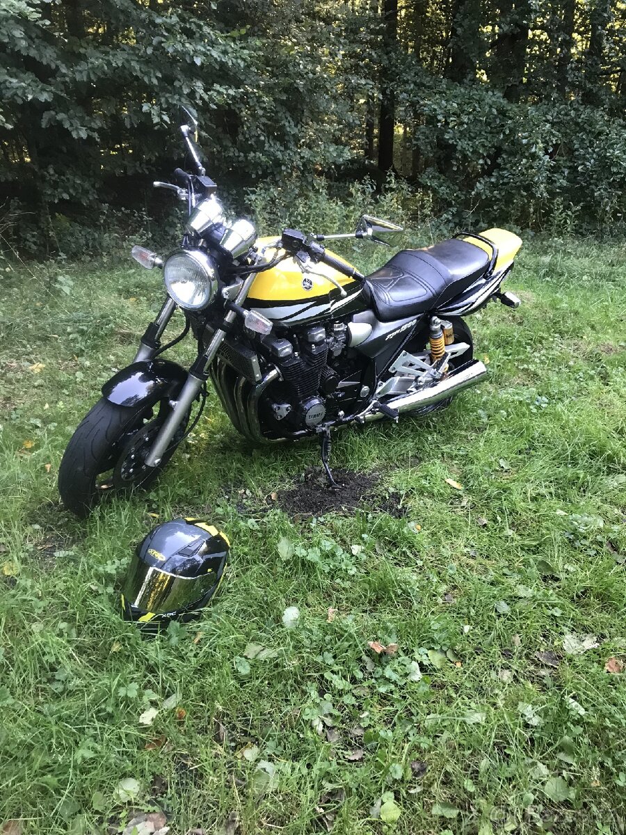Yamaha 1300 xjr - 7