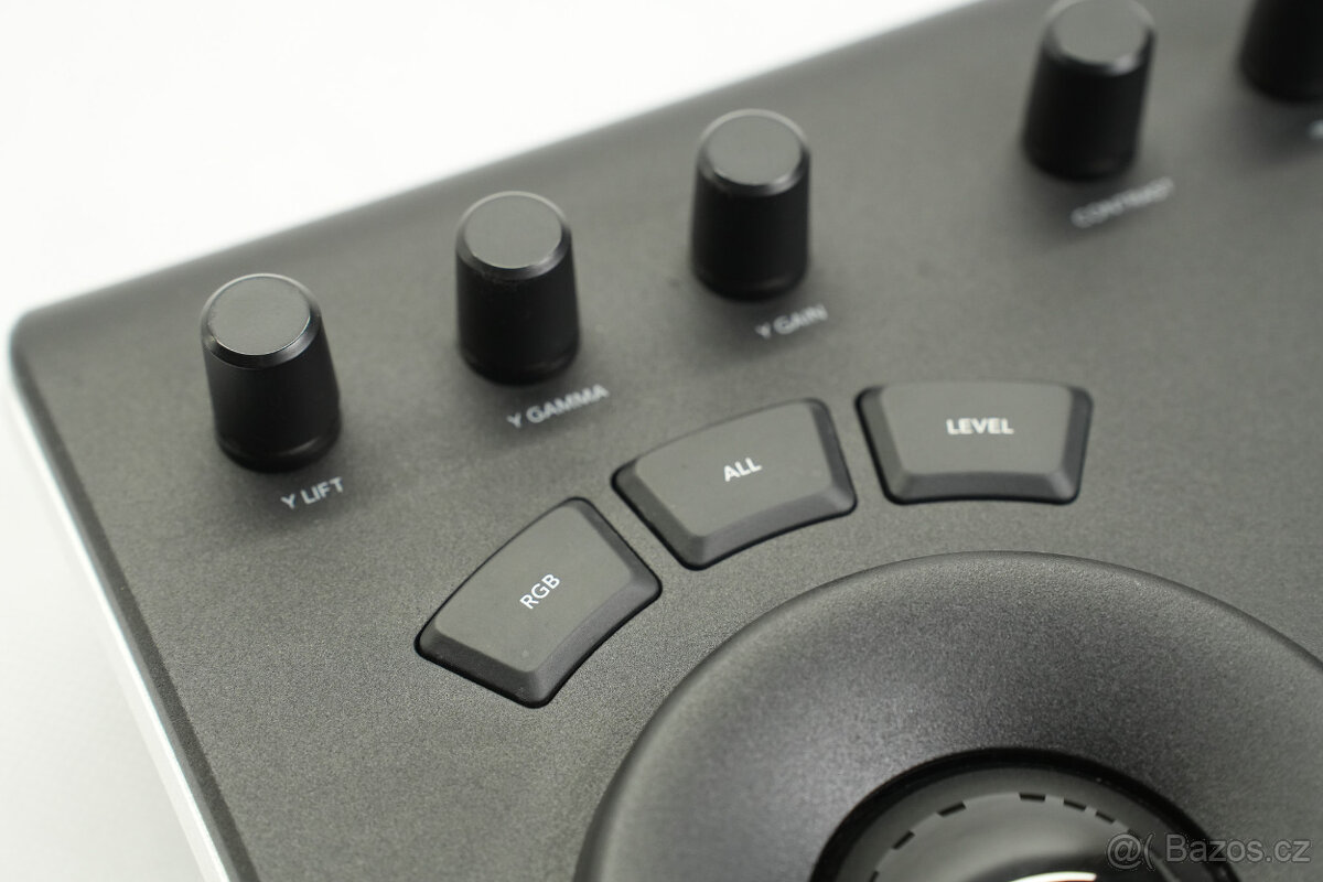 Blackmagic Design DaVinci Resolve Micro Panel - 7