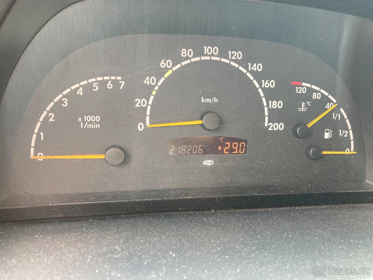 Mercedes-Benz Vito - 7