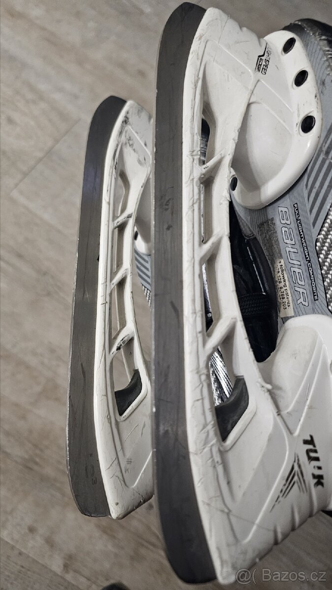 Brusle Bauer Supreme 190 junior, velikost 37,5. - 7