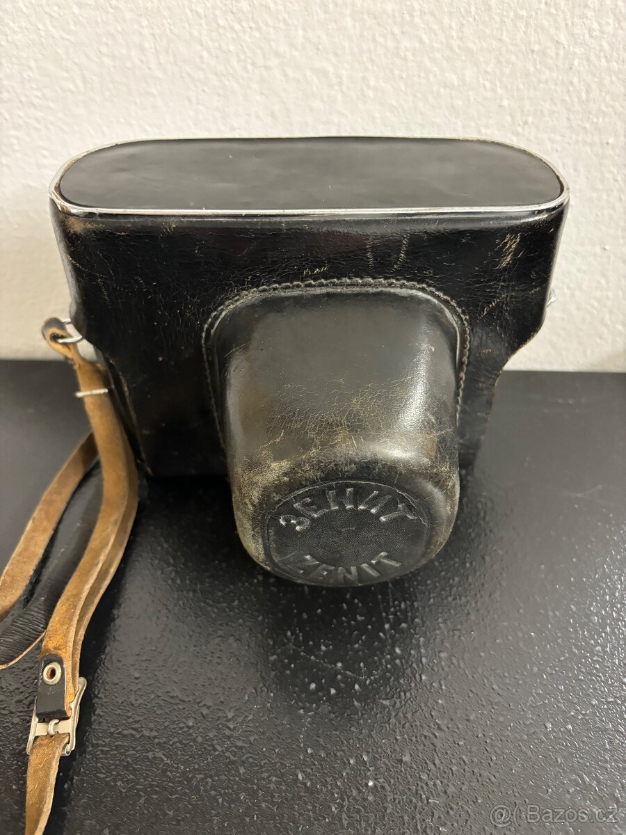 Zenit-E s objektivem PENTACON 3,5/30 - 7