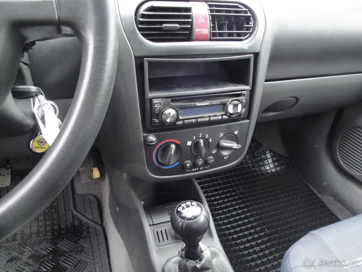 Prodám Opel Corsa 1.0,43kw,klima - 7