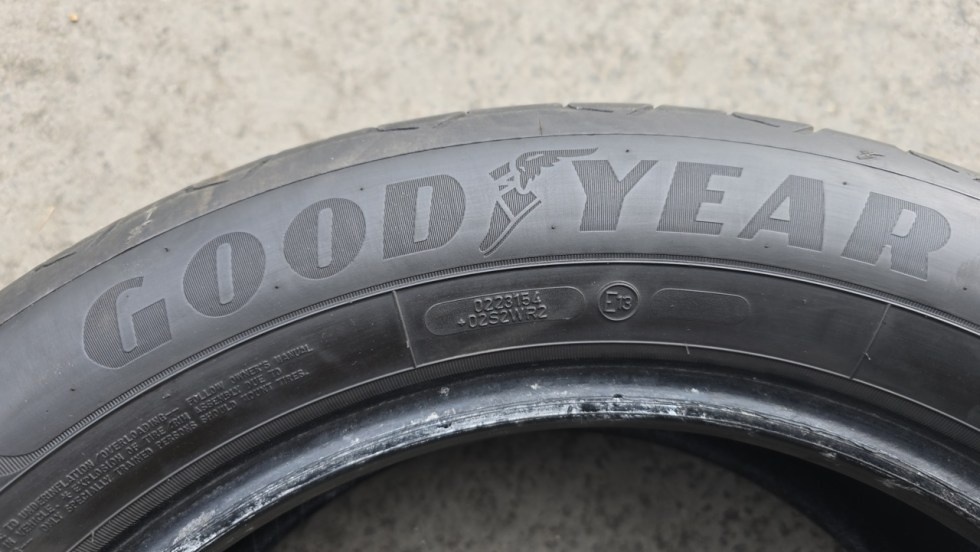 Letní pneumatika 225/55/17 Good Year - 7