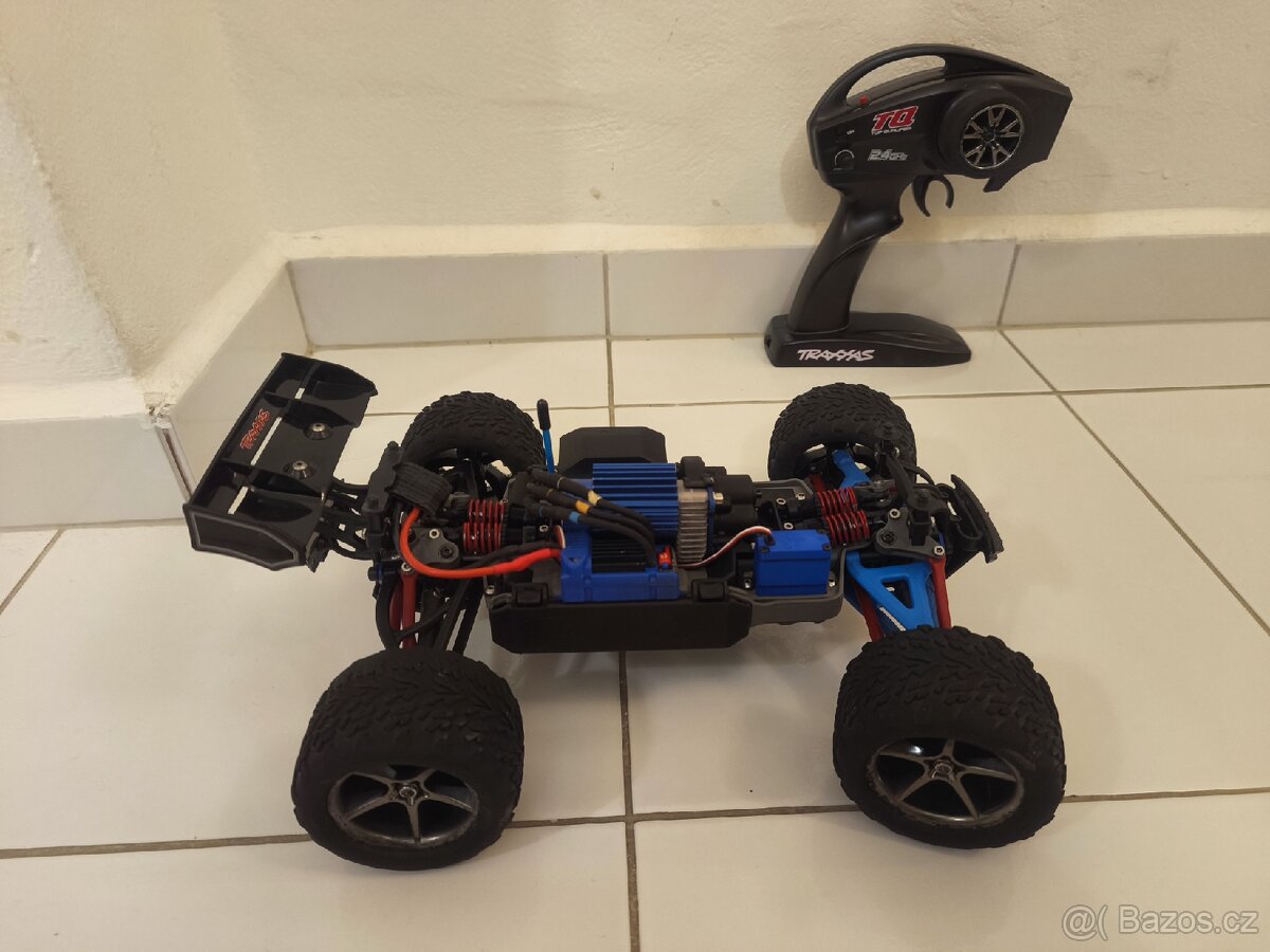 RC Auto Traxxas e-revo VXL 1:16 - 7