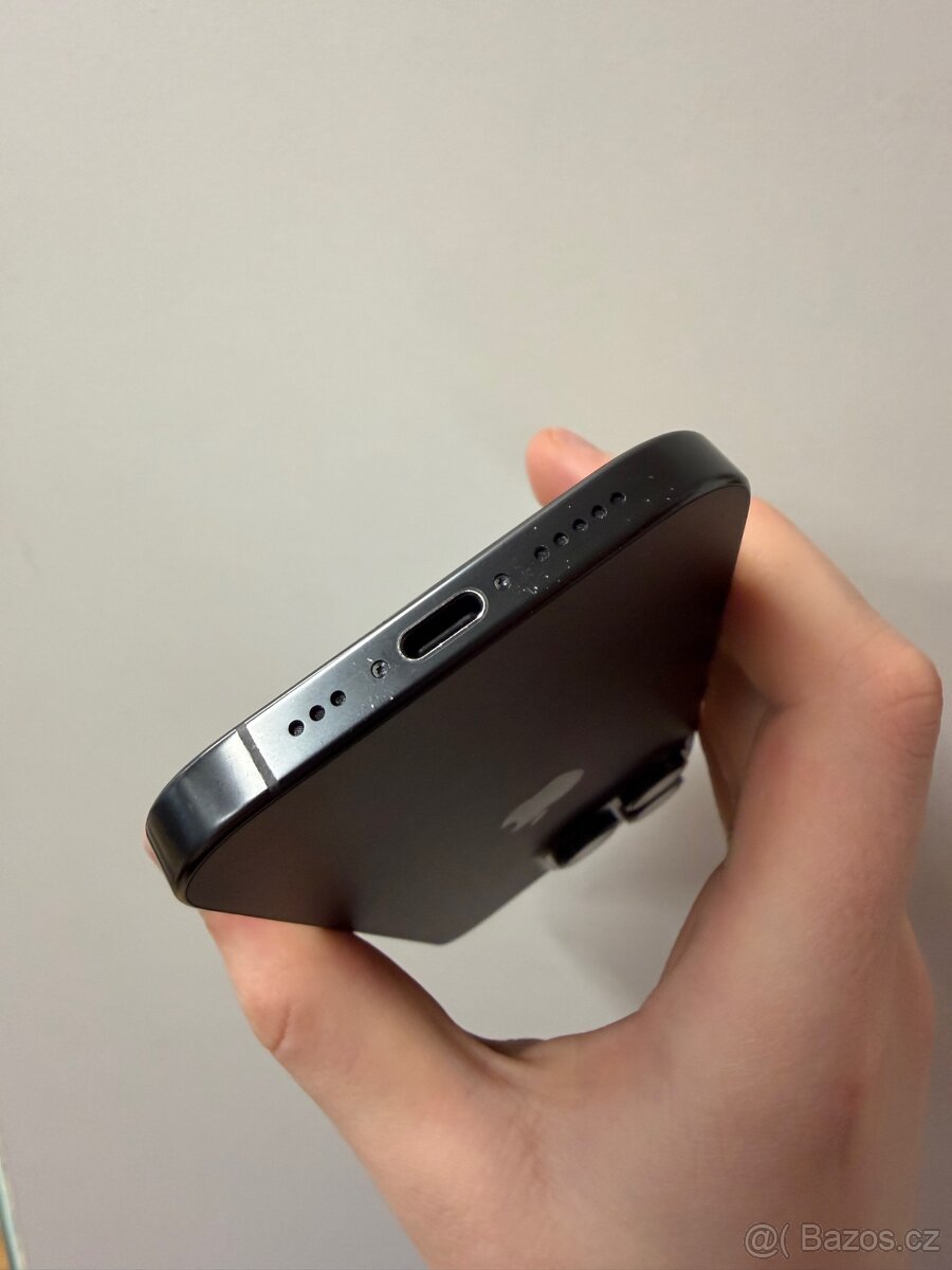 iPhone 16 Pro, baterie 98% - 7