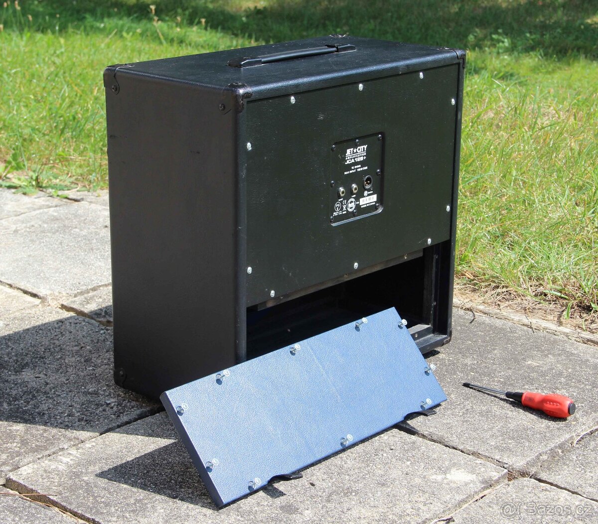 Kytarový box 1x12" - 7