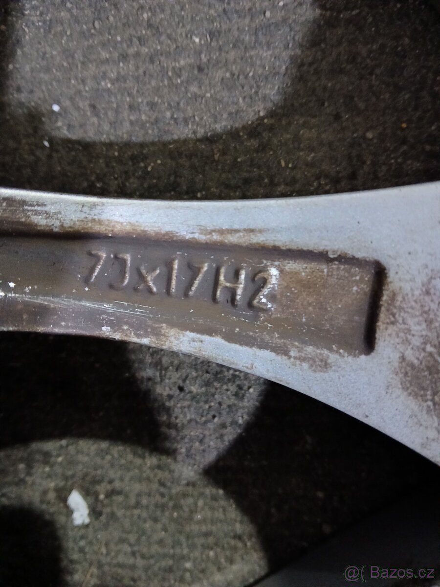 SADA LETNÍCH KOL 4X100 R17 ALUTEC - 7