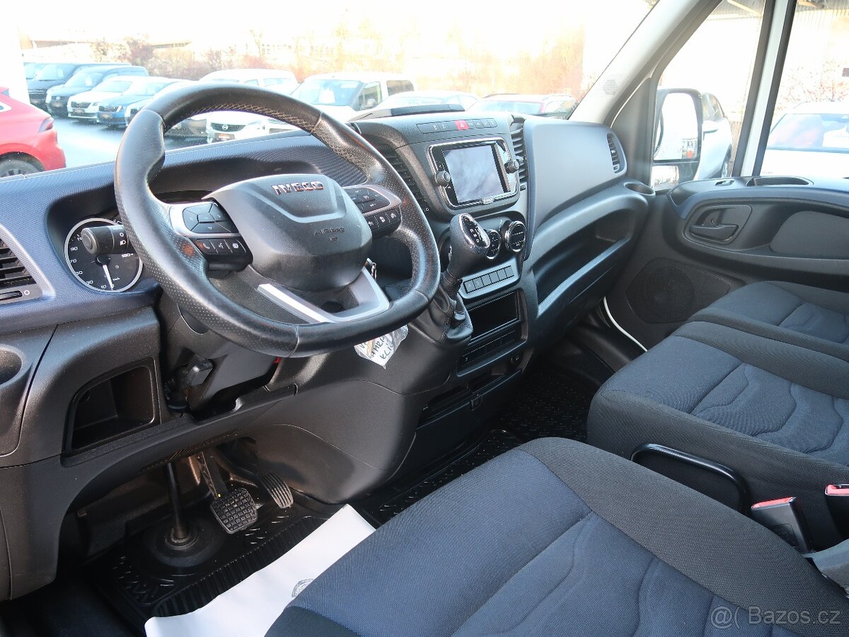 Iveco Daily 3.0 35S18,132kW,1majČR,L3H2,automat - 7