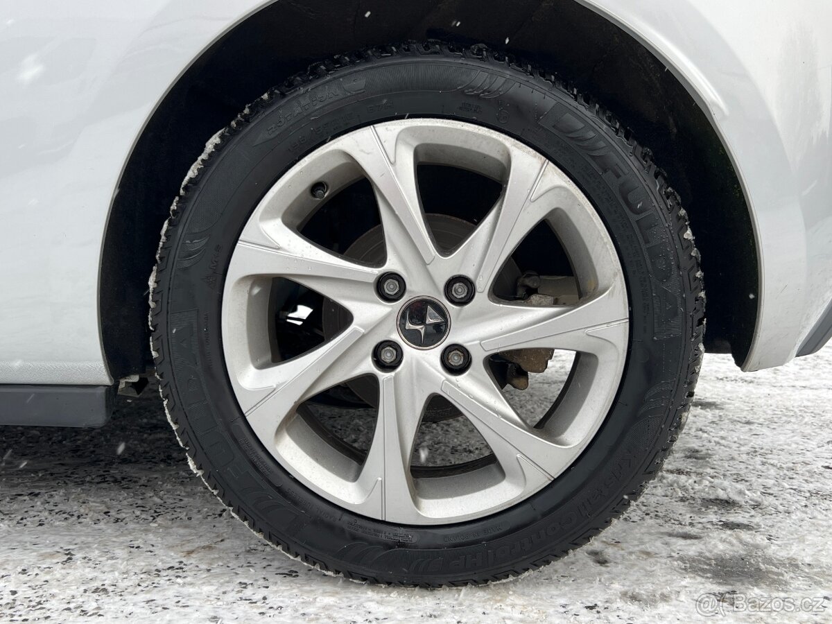 Citroen DS3 1.2 110k NAVI ZÁRUKA SERVIS - 7