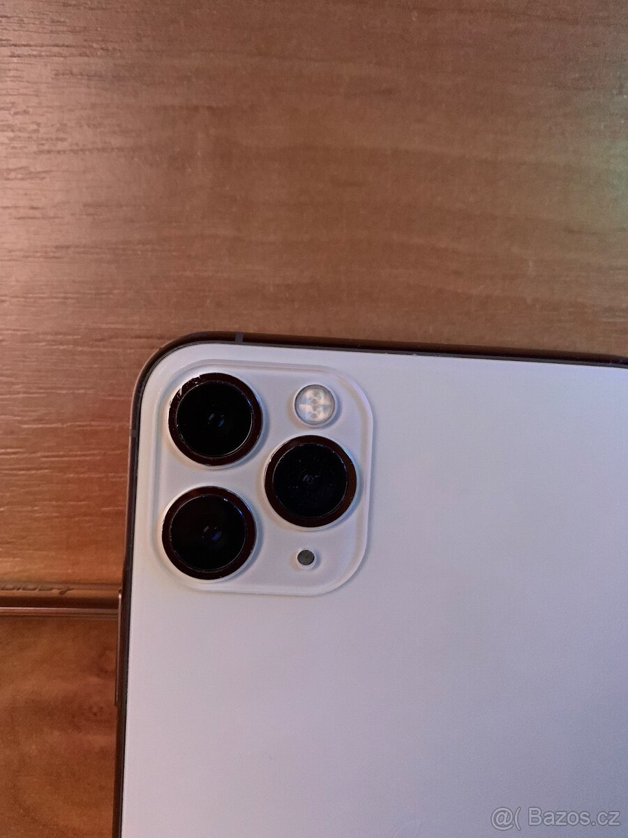 Prodám iPhone 11 Pro Max 64GB - 7