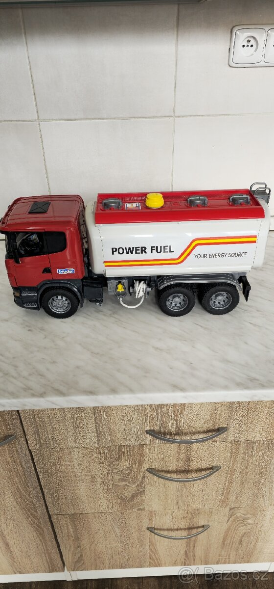 Bruder cisterna Scanie - 7