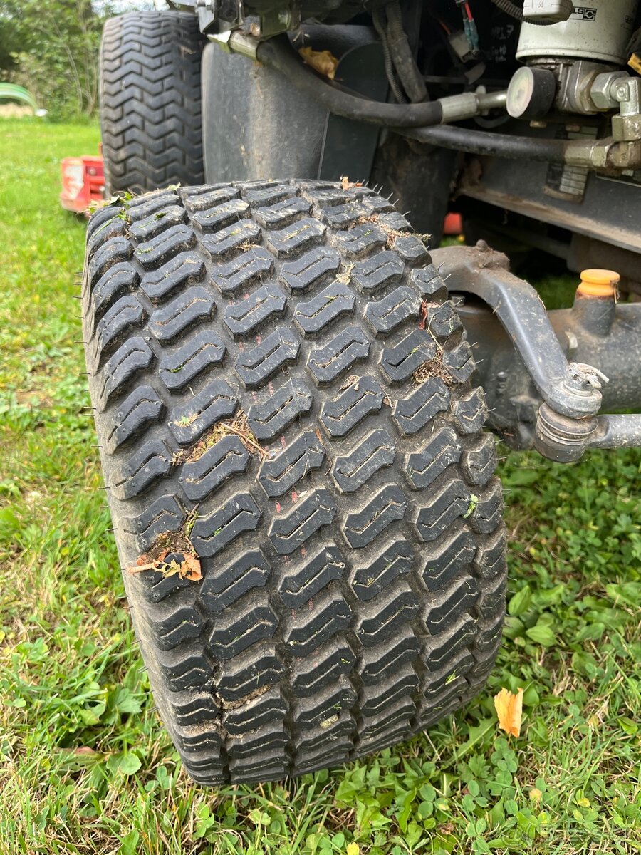 Prodám profi sekačku Kubota F3860 - 7