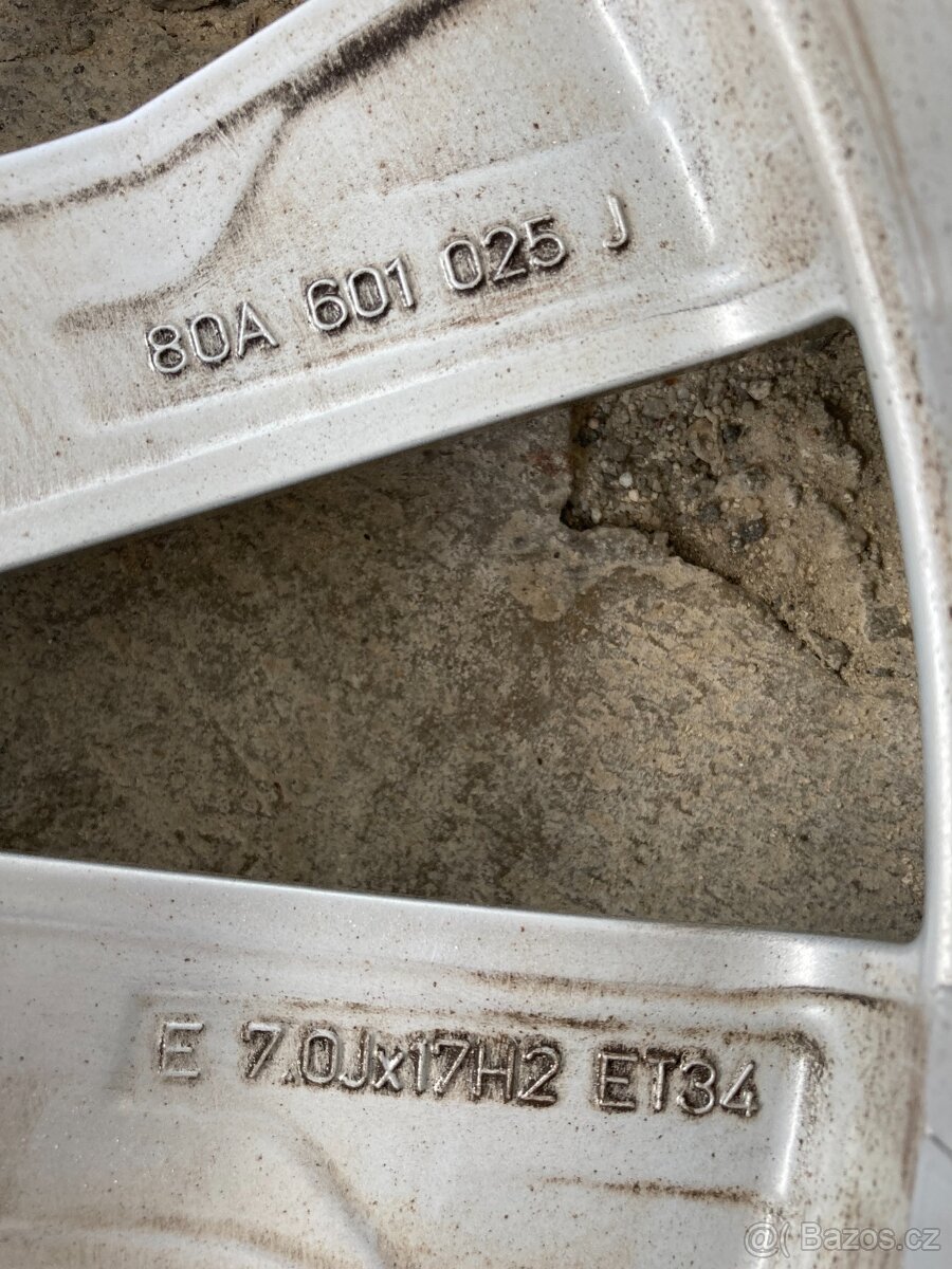 ALU kola se zimní pneu 235/65 R17. - 7