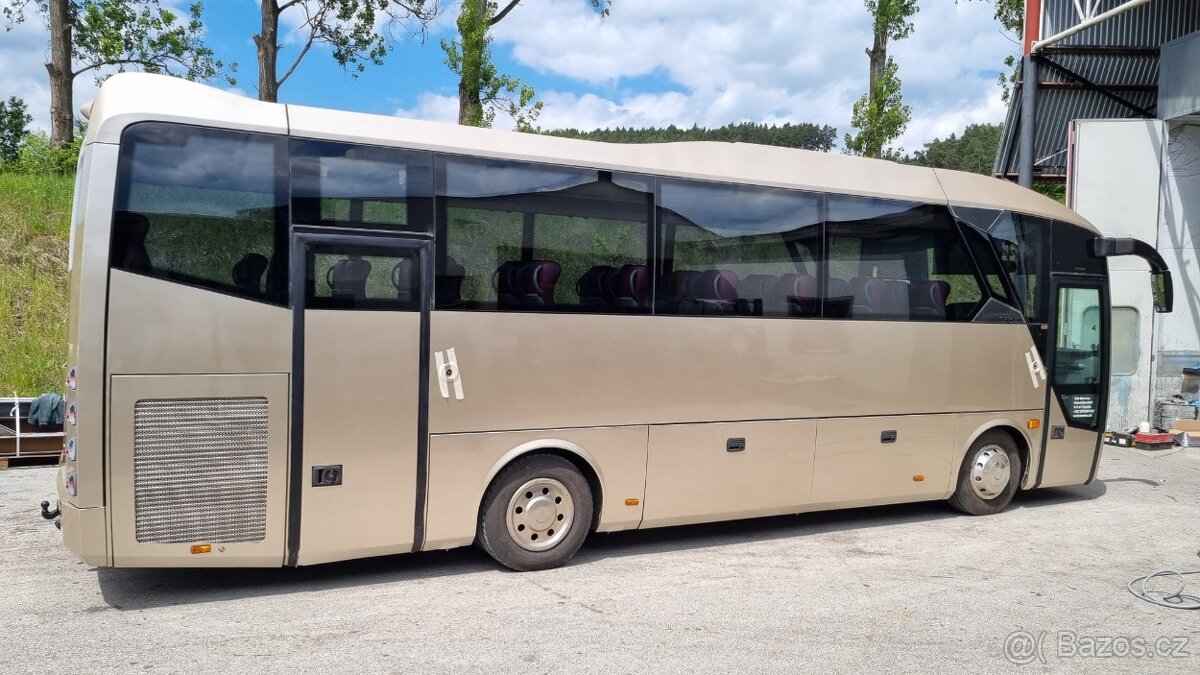 Dálkový autobus ISUZU VISIGO Euro 6 35+2 - 7