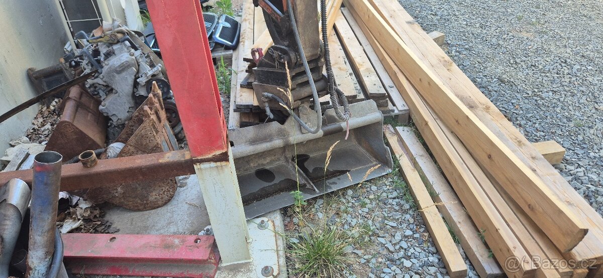 Minibagr kubota u25-3 - 7